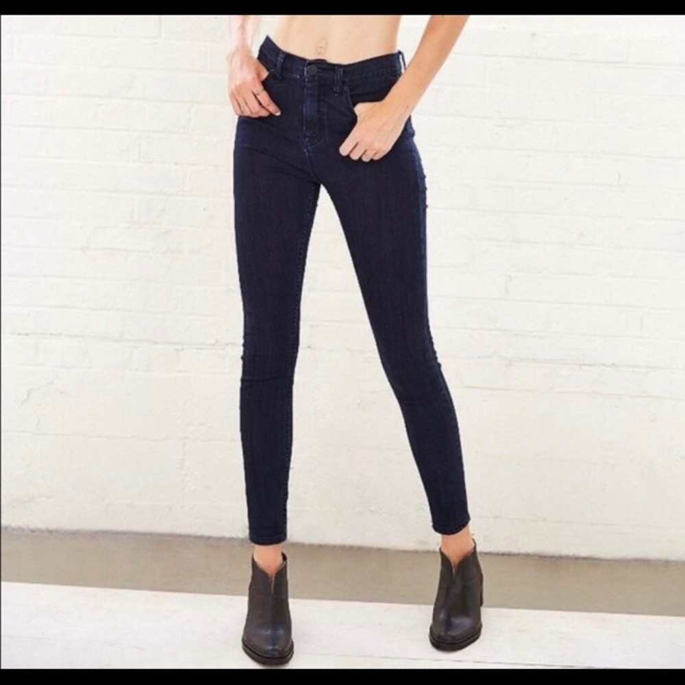 BDG Skinny Mid Rise Twig Ankle Jeans